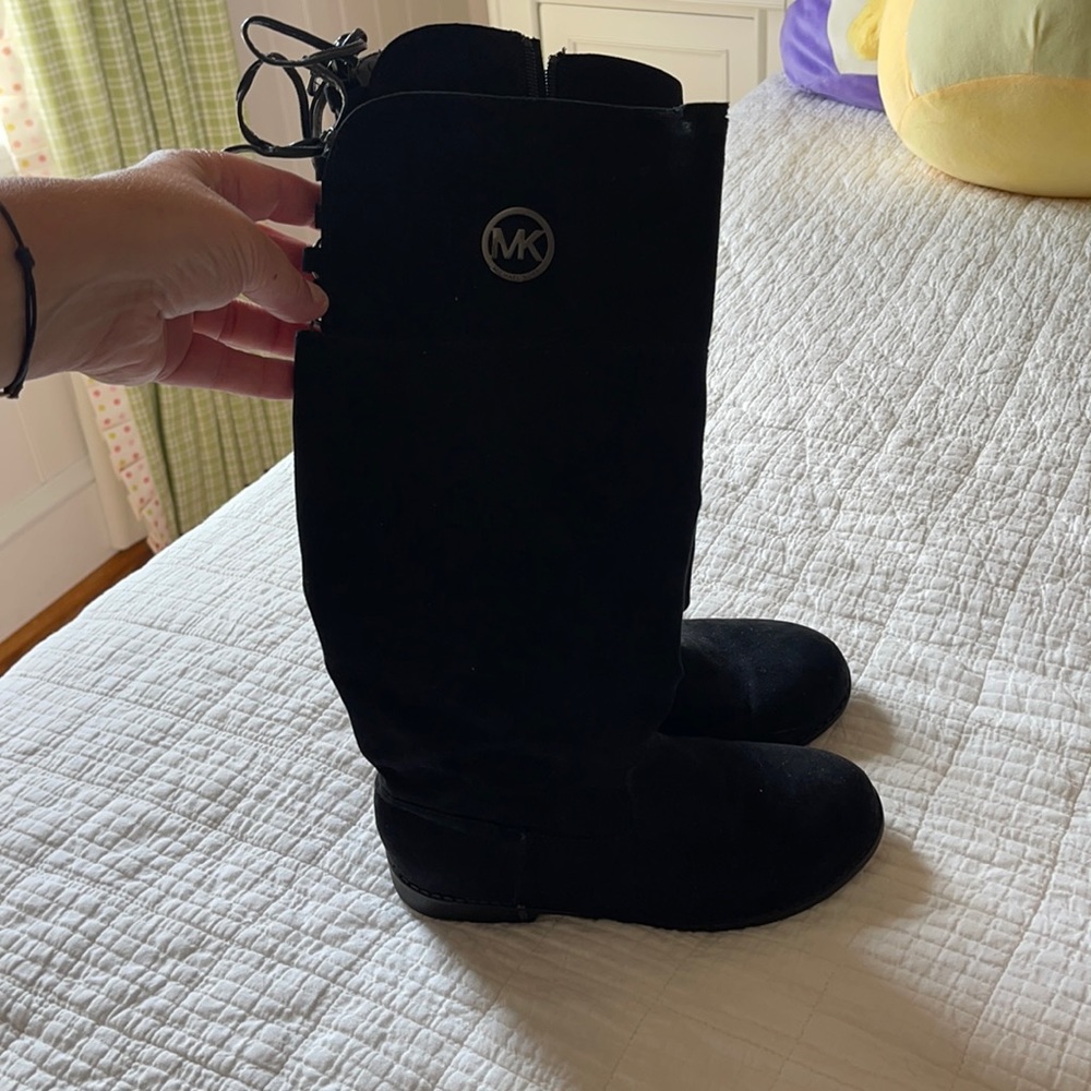 Michael Kors black suede boots fir girls